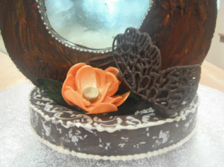 Chocolate Sculpture base with chocolate flower